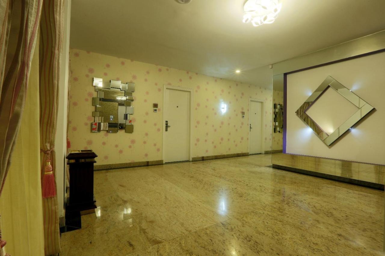Premier Suites Business Hotel Bangalore Exteriör bild