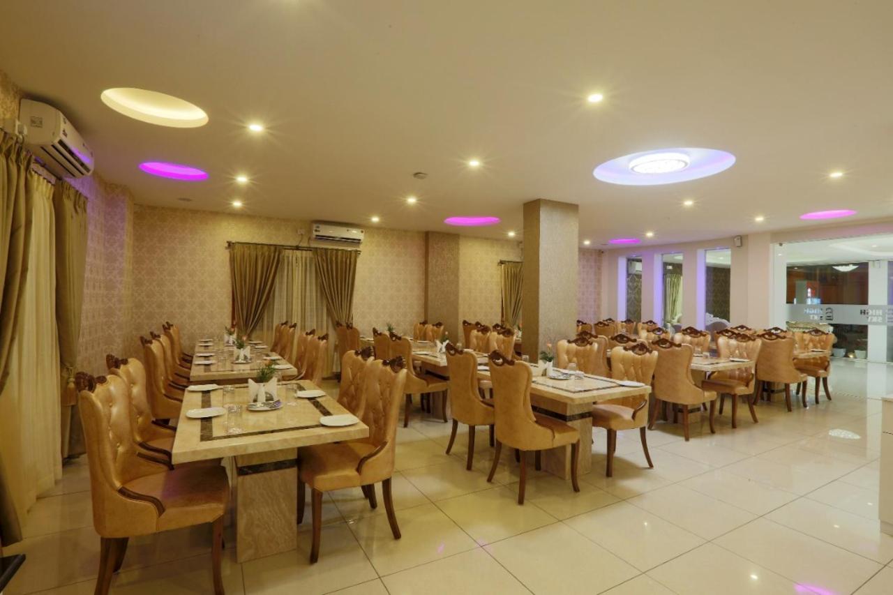 Premier Suites Business Hotel Bangalore Exteriör bild